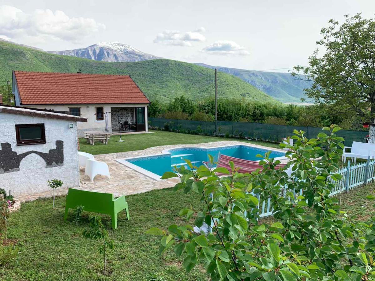 מוסטר Silent Village Villa With Swimming Pool מראה חיצוני תמונה