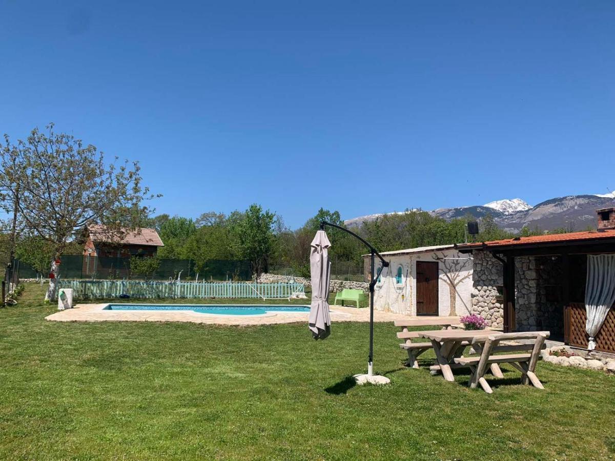מוסטר Silent Village Villa With Swimming Pool מראה חיצוני תמונה