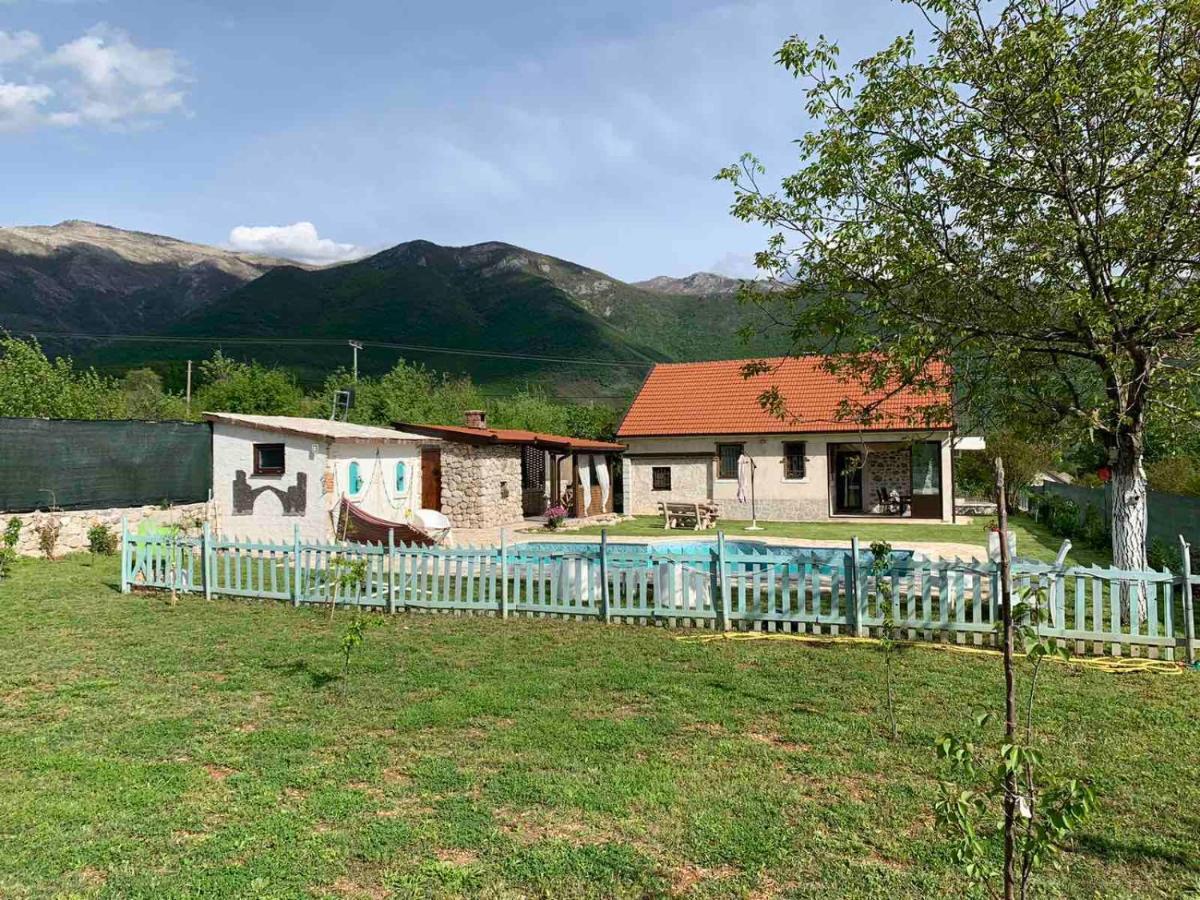 מוסטר Silent Village Villa With Swimming Pool מראה חיצוני תמונה
