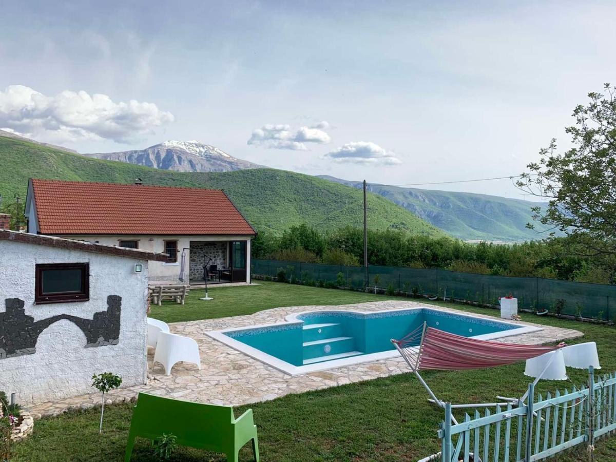 מוסטר Silent Village Villa With Swimming Pool מראה חיצוני תמונה